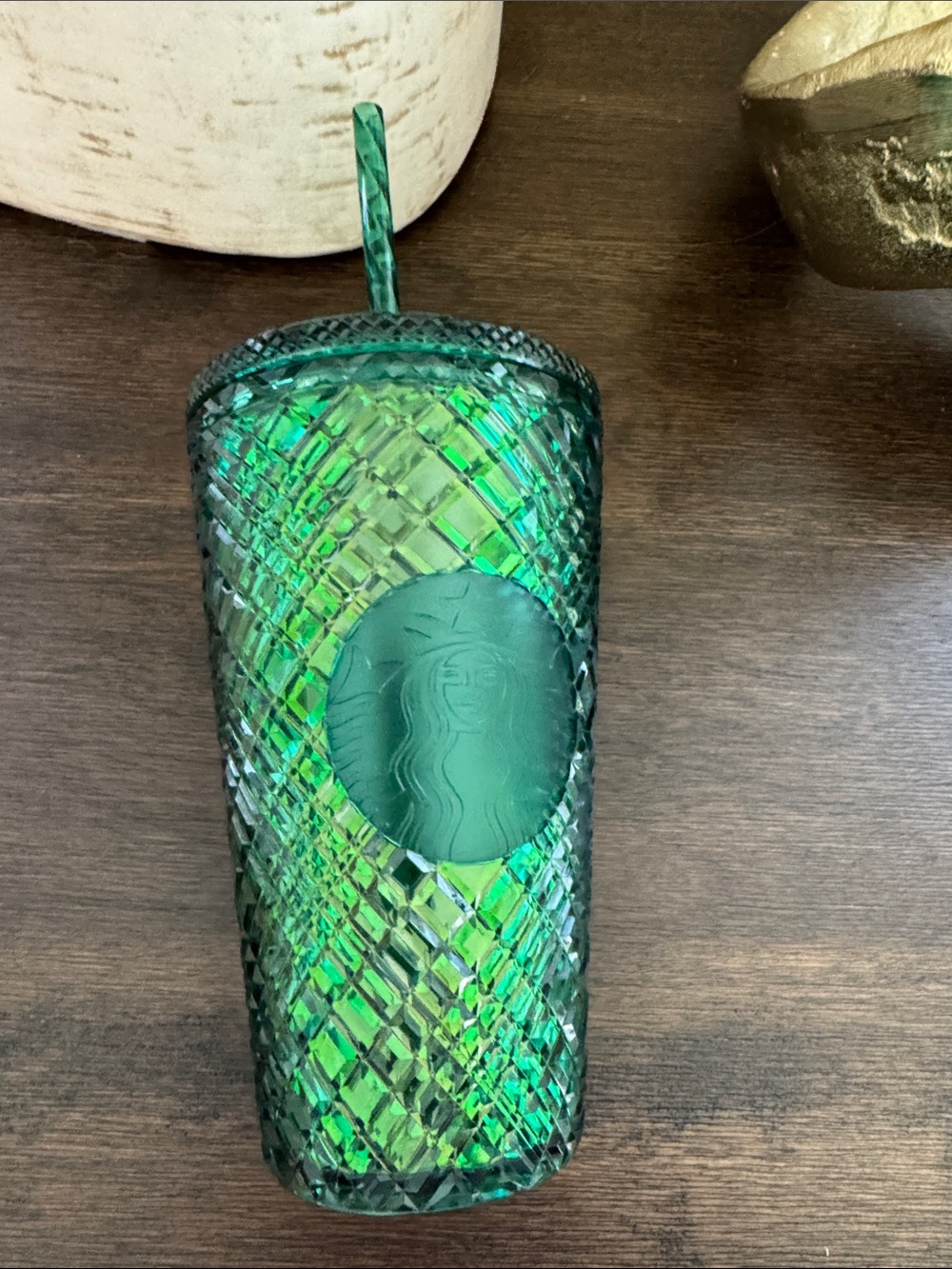Starbucks Iridescent Green Diamond Pattern Tumbler with Straw